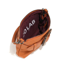 Load image into Gallery viewer, The 'SUMA' Baguette Crossbody
