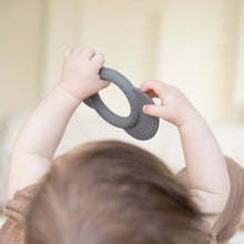 Charger l'image dans la galerie, HOCHET DE DENTITION “ÉLÉPHANT”