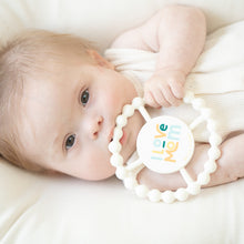 Load image into Gallery viewer, I LOVE MOM HAPPY TEETHER