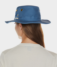 Load image into Gallery viewer, T3 Wanderer Hat Denim Blue