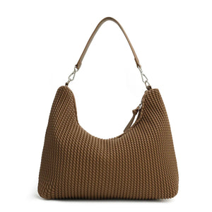 Le sac à bandoulière « DEMI »