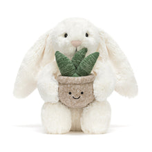 Charger l'image dans la galerie, JELLYCAT™ Cream Bunny with Plant