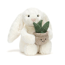 Charger l'image dans la galerie, JELLYCAT™ Cream Bunny with Plant