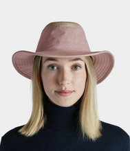 Load image into Gallery viewer, LTM5 Airflo Hat Soft Mauve