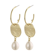 Load image into Gallery viewer, PILGRIM GOLD AFFECTION EARRINGS